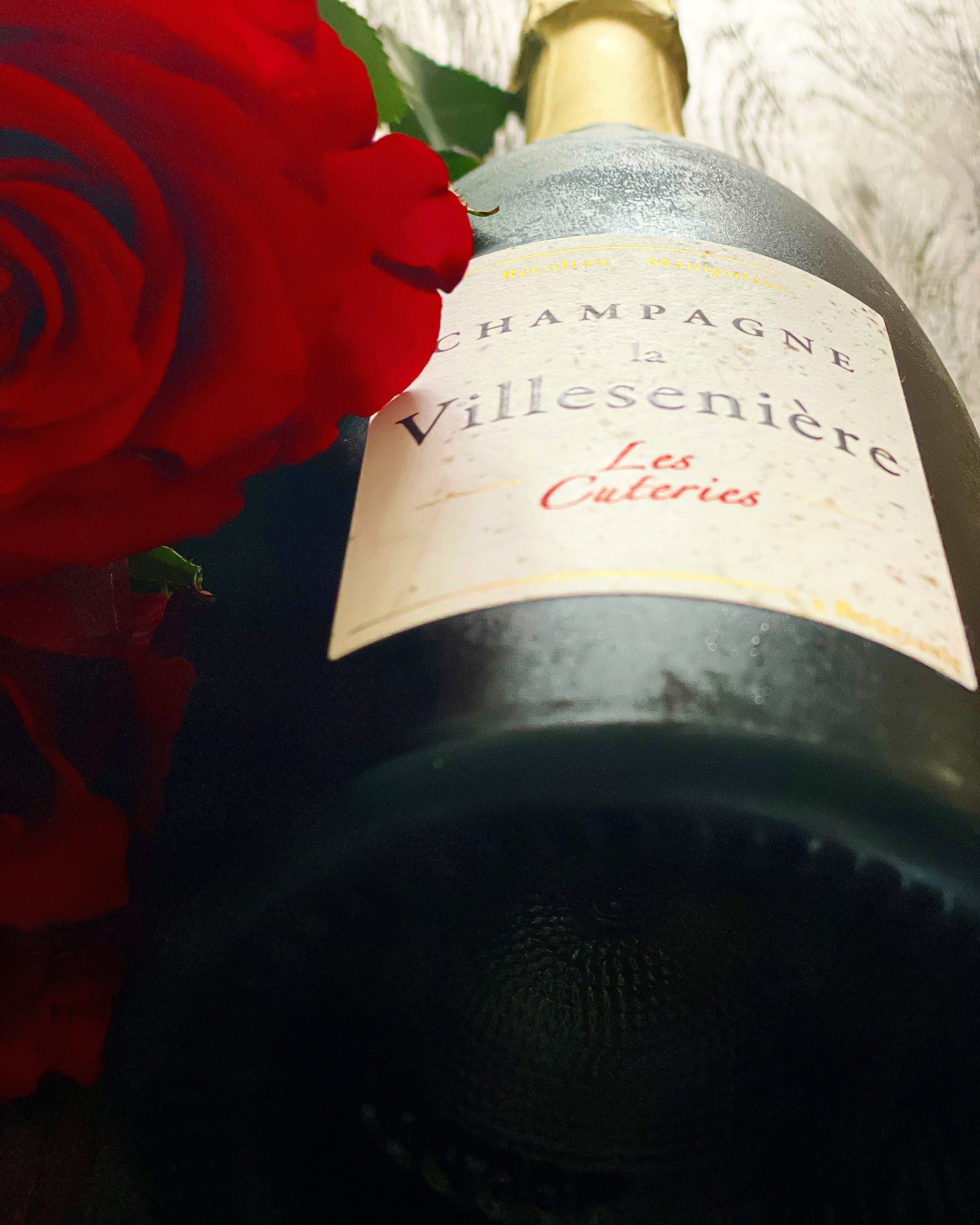 Champagne la Villesenière Les Cuteries Extra Brut Millésime, 100 % Chardonnay, blancs de blanc