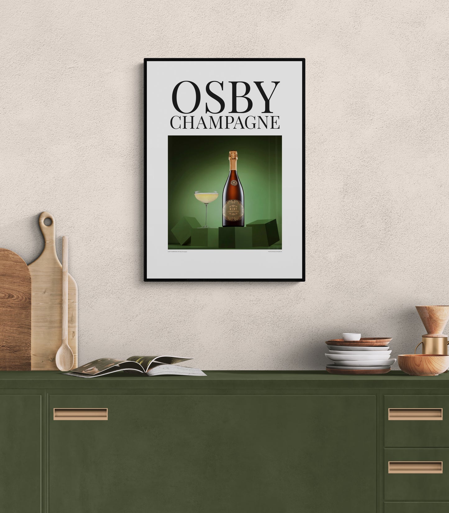 Poster Osby Champagne – svensk Grand Cru känsla. Miljöbild kök.