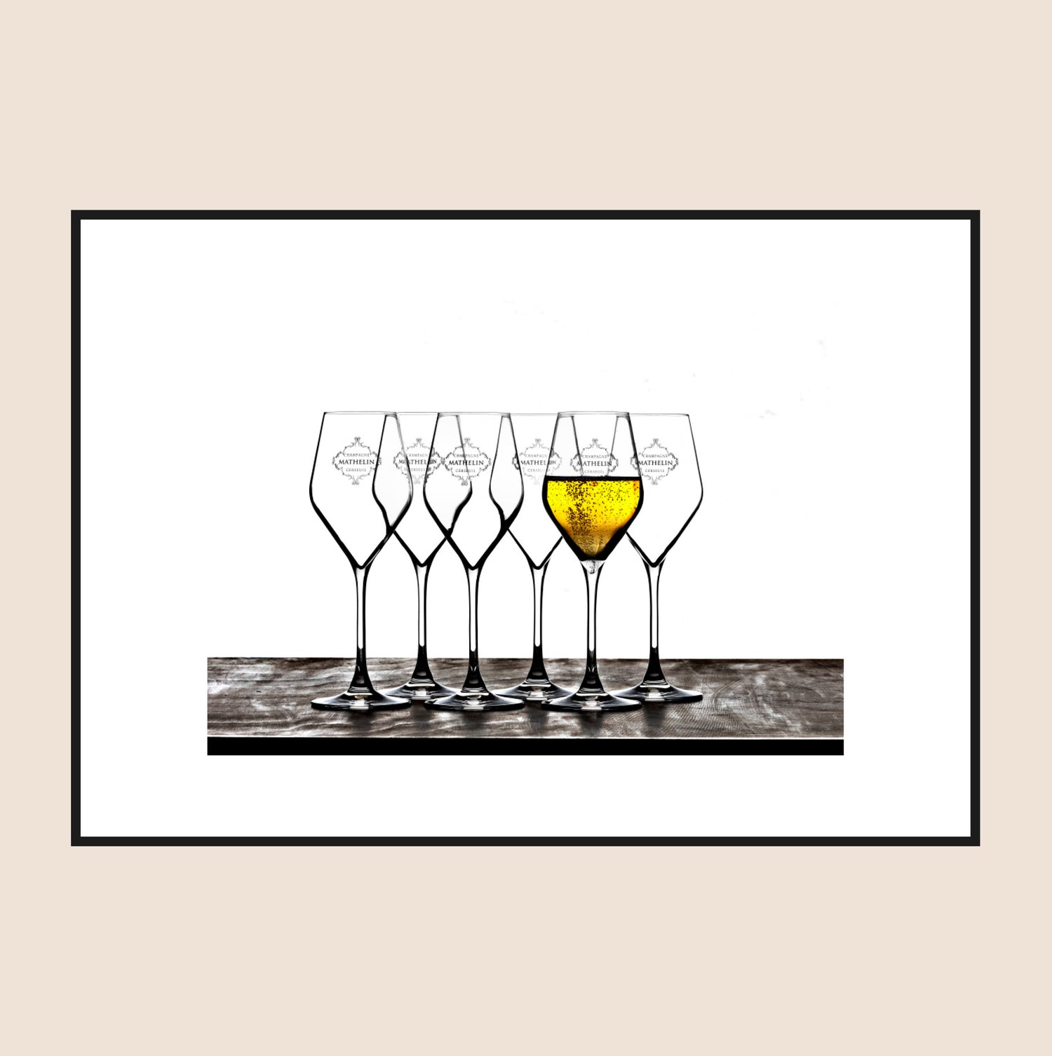 Champagnetavla Glasses of Champagne by Niklas Palmklint