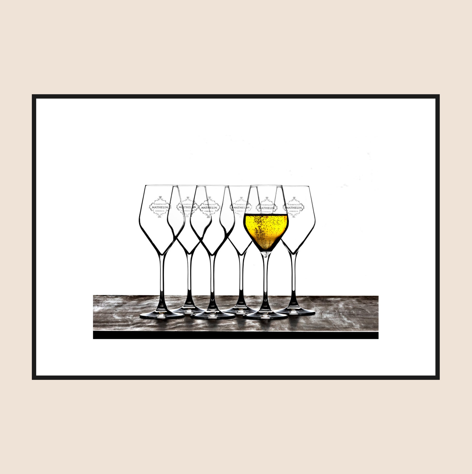 Champagnetavla Glasses of Champagne by Niklas Palmklint